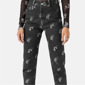 Women’s Adika Dragon Printed Jeans Size Small